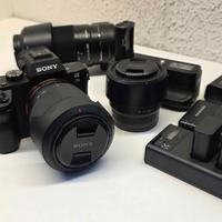 Sony A7II + 50mm 1.8 + 28-70 + 75-300 + LA-EA4