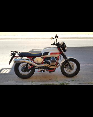 Moto Guzzi V7 II Stornello (2016)