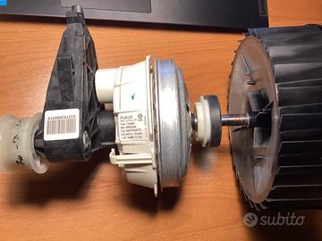 Motore asciugatrice whirpool HSCX 80531