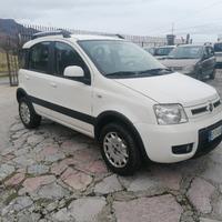 FIAT PANDA.   4 X 4. 