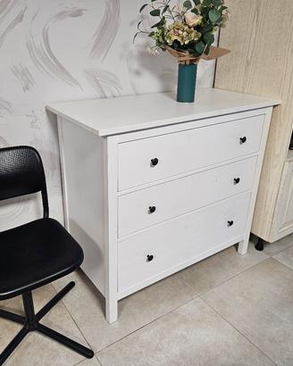 Ikea Hemnes cassettone