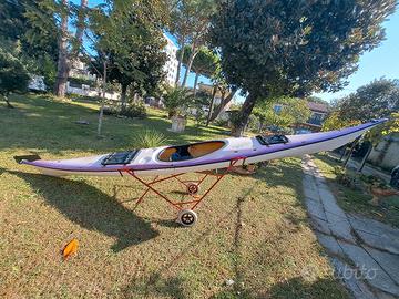 Kayak da mare con timone