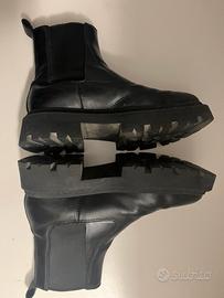 Stivaletti donna Ash in pelle nappa nera