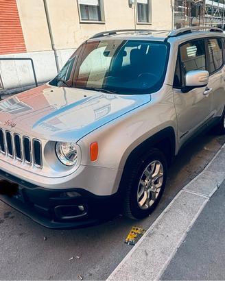 JEEP RENEGATE LIMITED - Come nuova , solo 40.000km