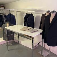 Arredi negozio abbigliamento