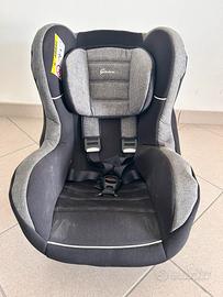 Seggiolino auto