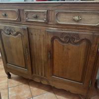 Credenza antica Perfette condizionj