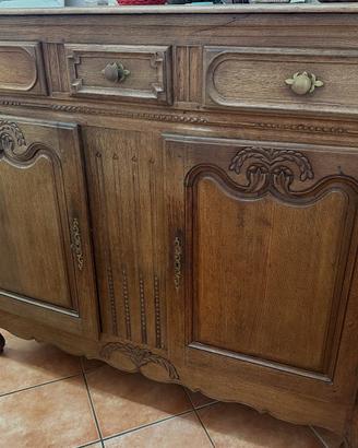 Credenza antica Perfette condizionj