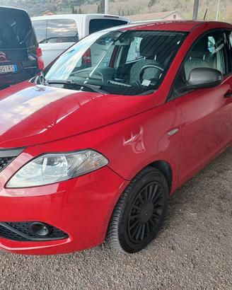 Lancia Ypsilon 5 porte S&S Hybrid Ecochic Gold