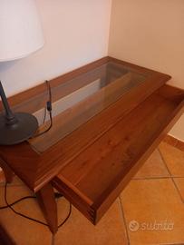 TAVOLINO IN LEGNO CON VETRO E CASSETTO