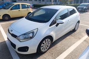kia rio 1.4 diesel 90 CV 
