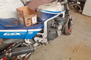 moto Suzuki gsxr 1100