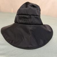 cappello prada