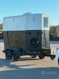 trailer trasporto cavalli