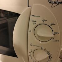 Forno a Microonde Whirlpool combinato Grill