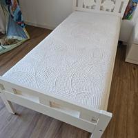 letto a doghe  bambino e  materasso 