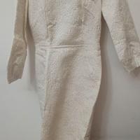 Abito da sposa vintage anni 60 e scarpe di pizzo