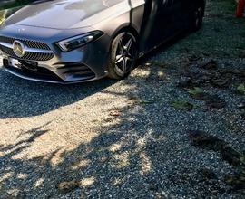 MERCEDES Classe A 180d. Sedan premium amg