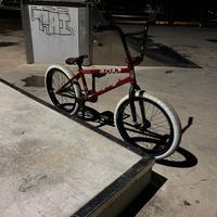 Bmx ASSEMBLATA