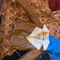 Giacca di pelle con pelliccia, Bershka