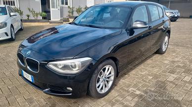 Bmw 118 118d 5p. Urban