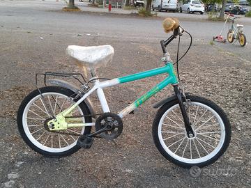 BICICLETTA PER BAMBINi RUOTE DA 16 POLLICI