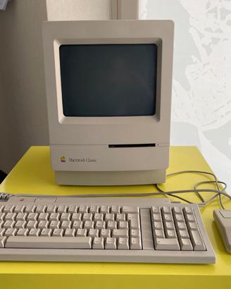Mac Intosh Classic M0420 - 10/1990
