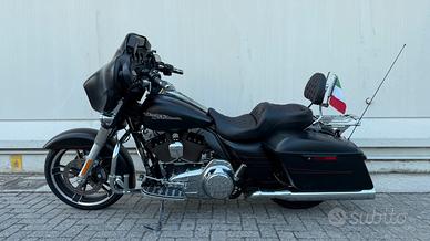 Harley Davidson Street Glide 1690