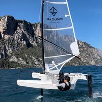 Imbarcazione a vela Foil Foiling UFO