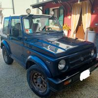 Suzuki Samurai
