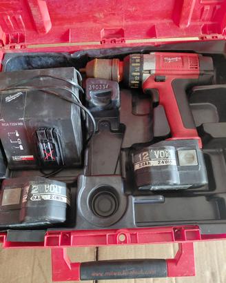 Avvitatore a batteria MILWAUKEE