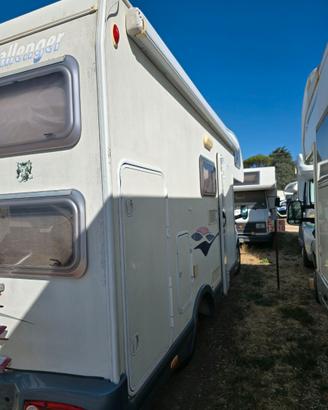 Camper Challenger Genesis 43