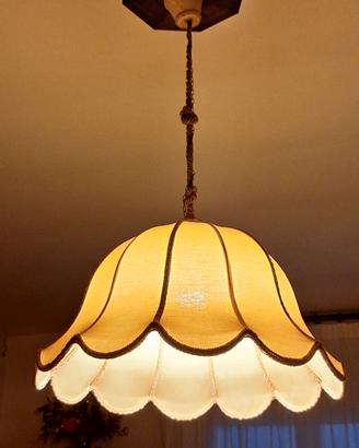 Lampadario di stoffa artigianale