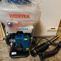 Spruzzatore atomizzatore da spalla a motore.