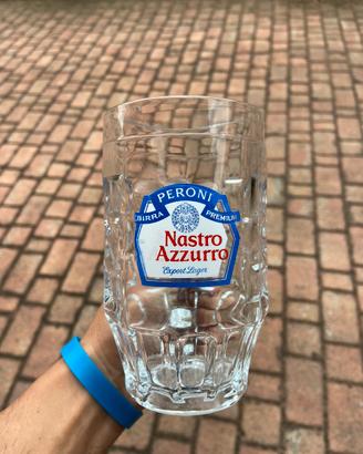 Bicchieri e boccali birra