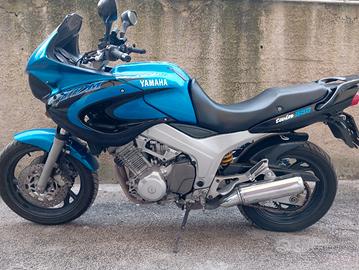 Yamaha TDM 850 twin