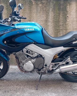 Yamaha TDM 850 twin