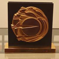 Portacarte eseguito dallo scultore Jorio Vivarelli