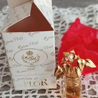 Profumo mignon Myrna Pons rarità