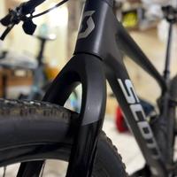 SCOTT SCALE GRAVEL CARBON 2025 tg. XL
