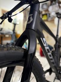 SCOTT SCALE GRAVEL CARBON 2025 tg. XL