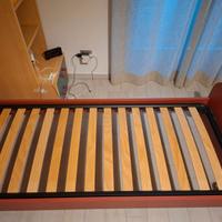 Rete a doghe con mateasso e struttura letto