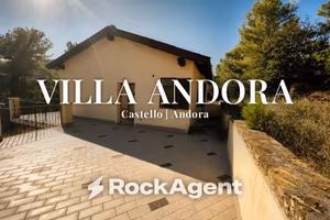 Villa di 270 m² con più di 5 locali e box auto dop