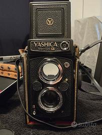 Yashica Mat 124 G