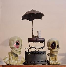 lampada soprammobile teschio industriale design