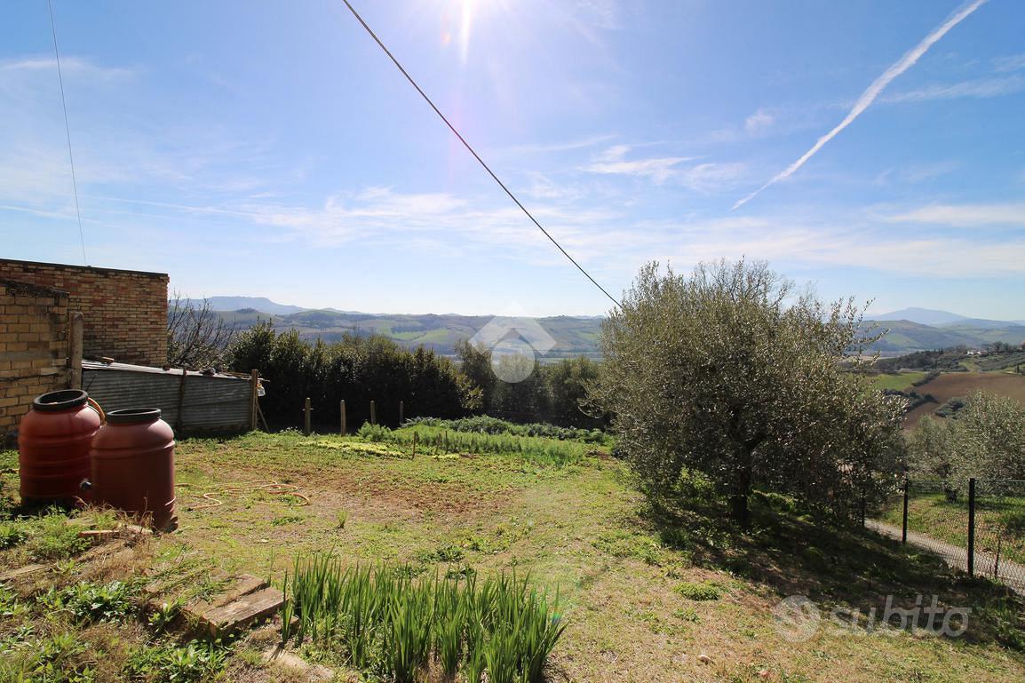 RUSTICO A MONTERUBBIANO - Altro