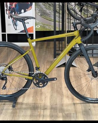 gravel cannondale topstone 2 taglia M  nuova