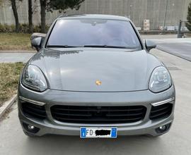 PORSCHE Cayenne 2ªs.'10-'18 - 2016