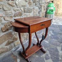 Mobiletto portagioie/trucco