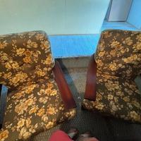 Poltrone rustiche in pino